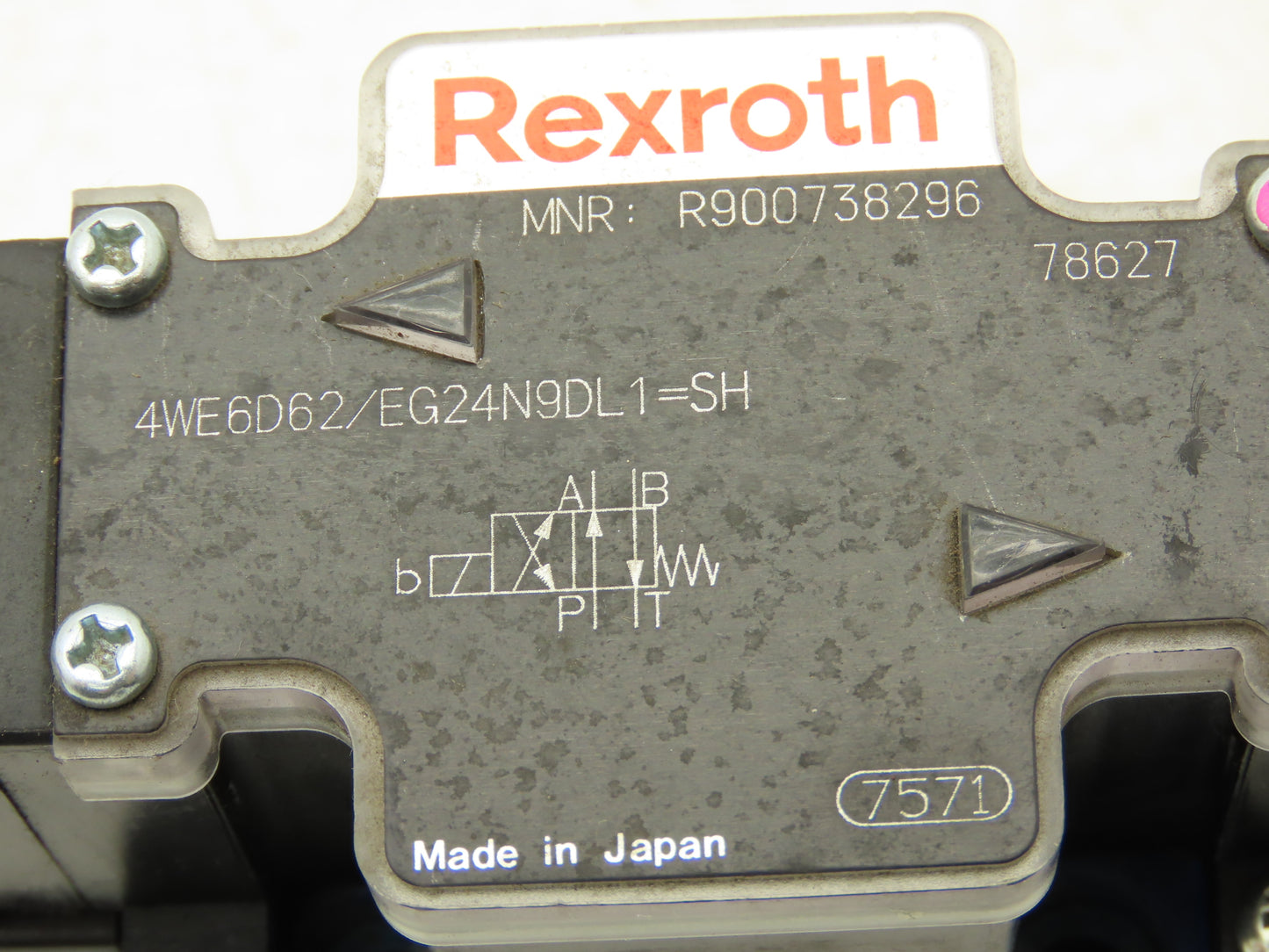 Rexroth 4WE6D62/EG24N9DL1 Hydraulic Directional Solenoid Valve 24VDC 1.25A