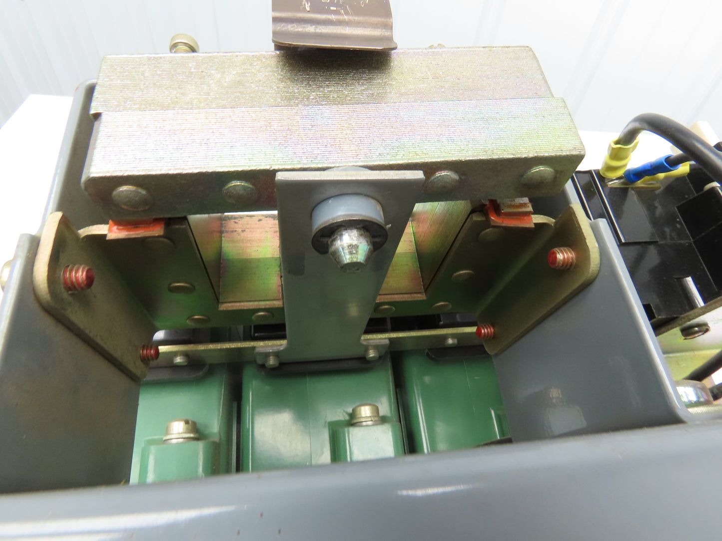 Furnas 14KF32AX49 Size 5 Motor Starter Contactor 200Hp 600V 3PH No Coil