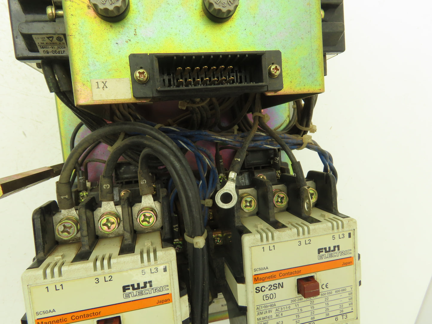 Yaskawa Electric JZRCR-XPU10C Contactor Motor Starter Assembly 25Hp 3PH 660V