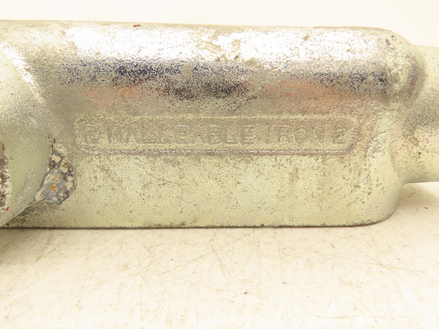 EGS OZ Gedney LL-200 Rigid LB Conduit Body 2" Threaded Hubs Mall Iron Lot of 5