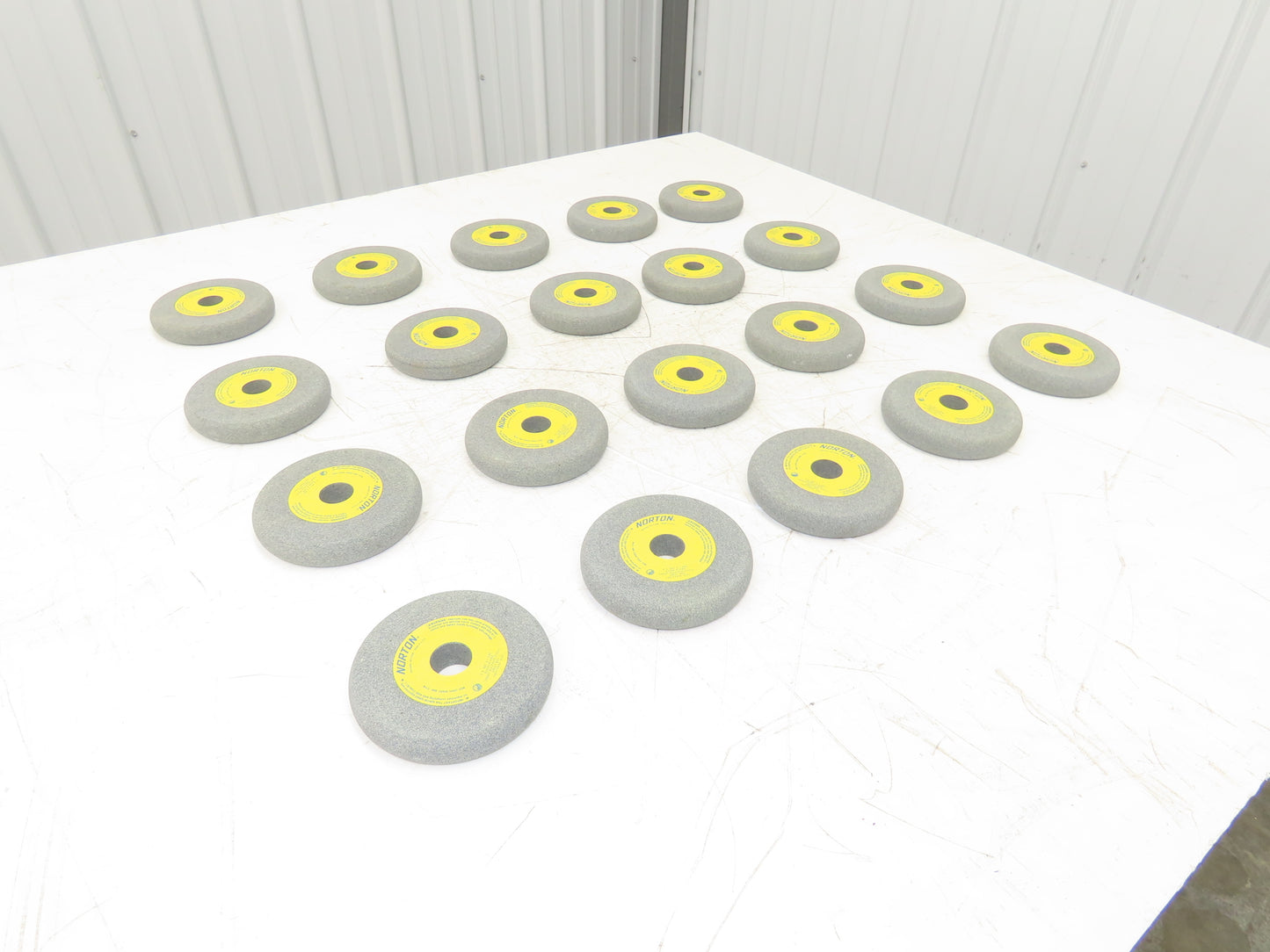 Norton 53A90-K7VBE Rounded Grinding Wheel 5" Dia x 7/8"W x 1" Arbor  Lot of 20