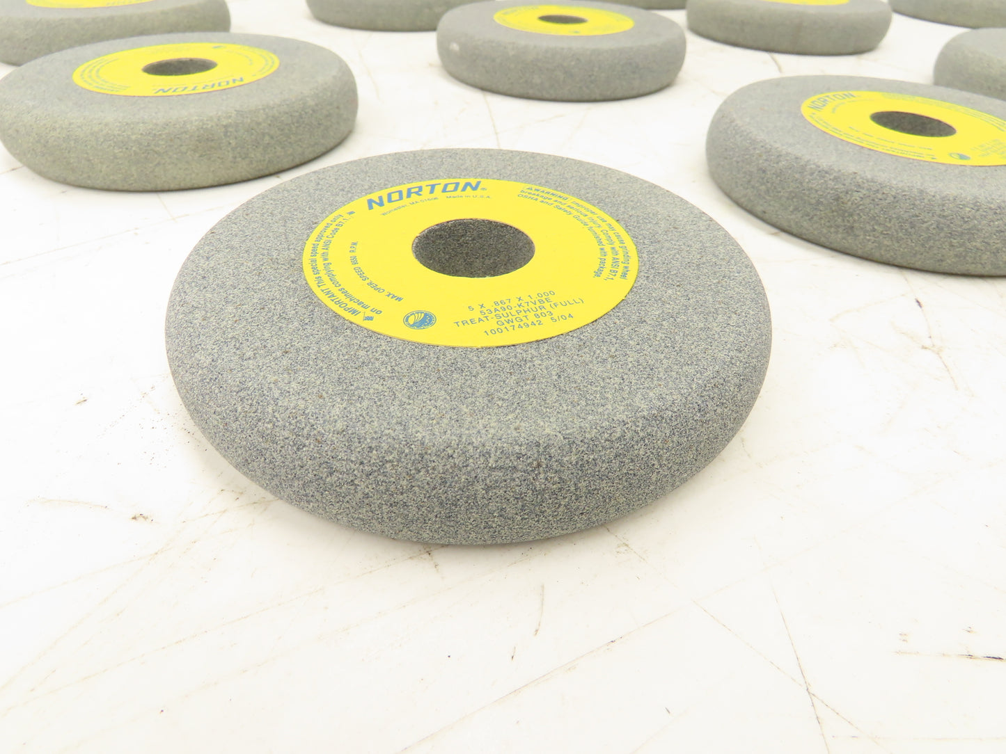 Norton 53A90-K7VBE Rounded Grinding Wheel 5" Dia x 7/8"W x 1" Arbor  Lot of 20