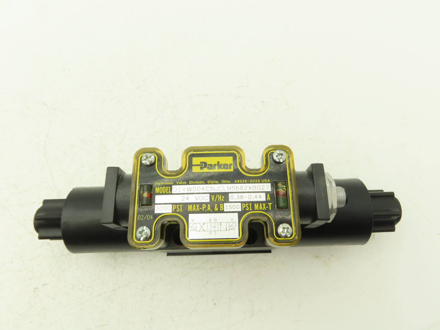 Parker D1VW004CNJCLM5682XB027 Hydraulic Directional Control Solenoid Valve 24VDC
