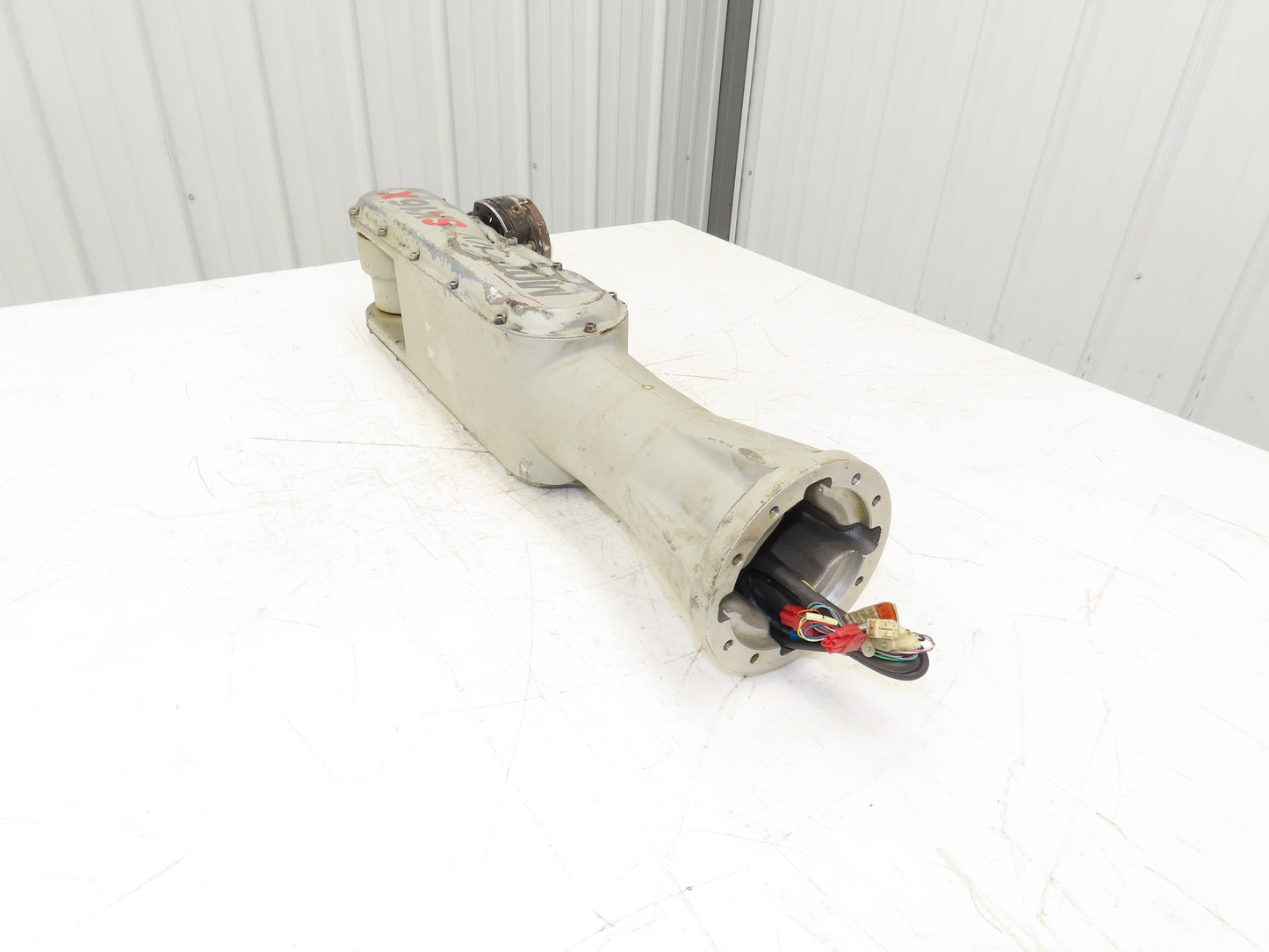 Yaskawa Motoman SK16X Industrial Robot Upper Arm & Wrist