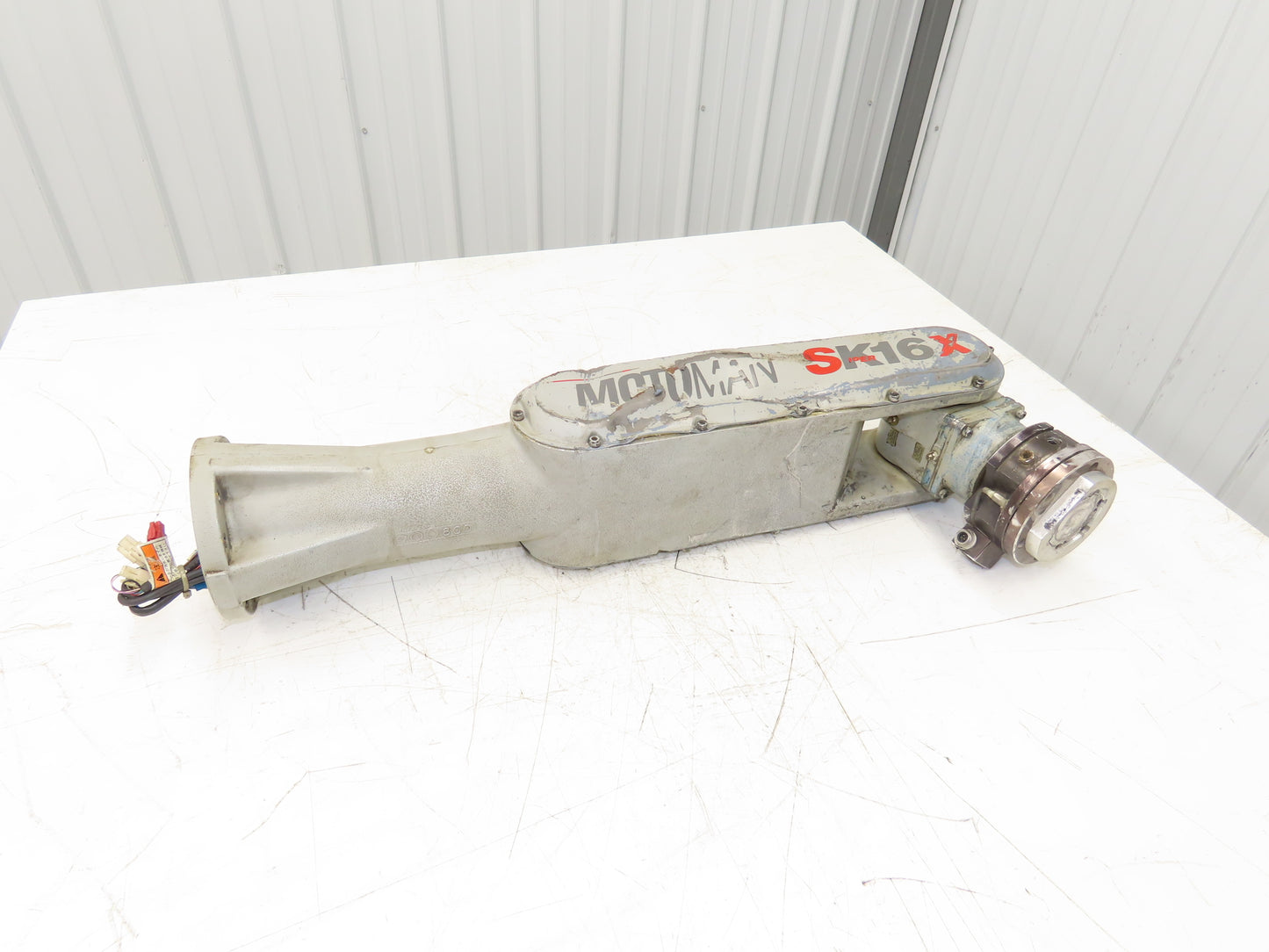 Yaskawa Motoman SK16X Industrial Robot Upper Arm & Wrist