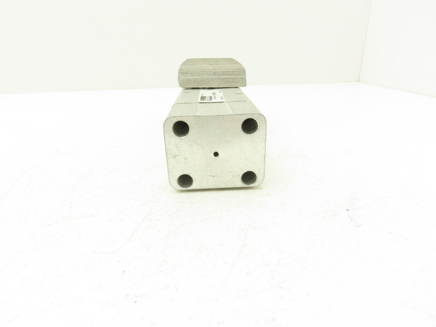 Parker  531932000 Pneumatic Foot Valve Treadle 200 PSIG 5/2 Ports 3/8" & 1/8"NPT