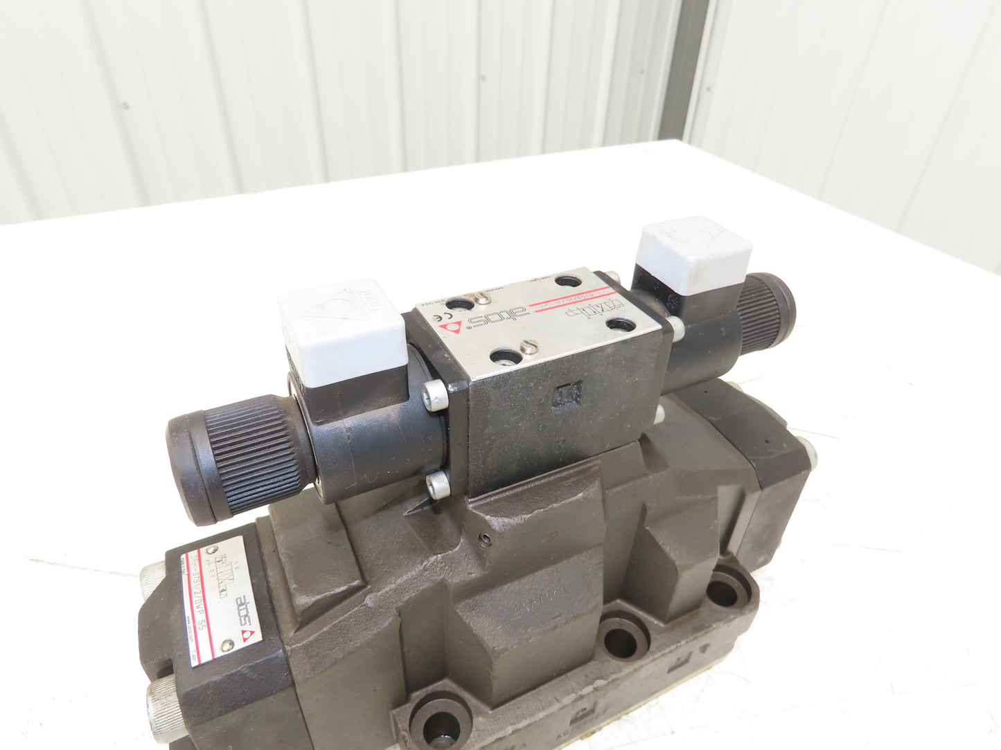 Atos DHPI-3751/2/DWP 55 Directional Control Solenoid Valve 120V 60Hz