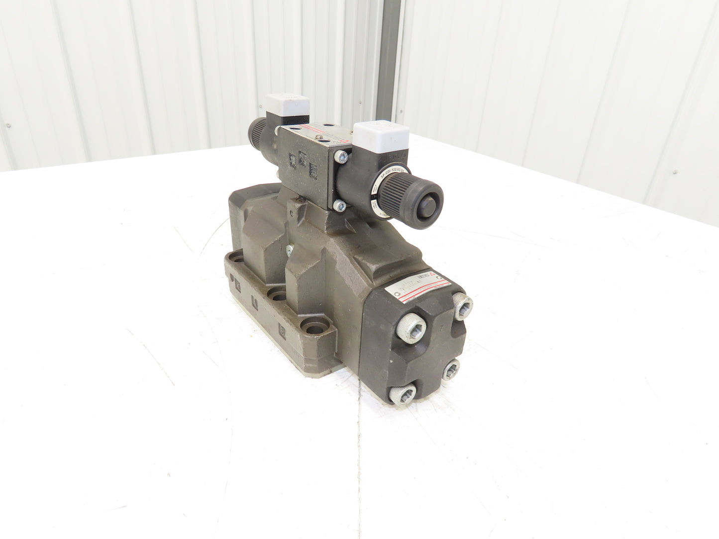 Atos DHPI-3751/2/DWP 55 Directional Control Solenoid Valve 120V 60Hz