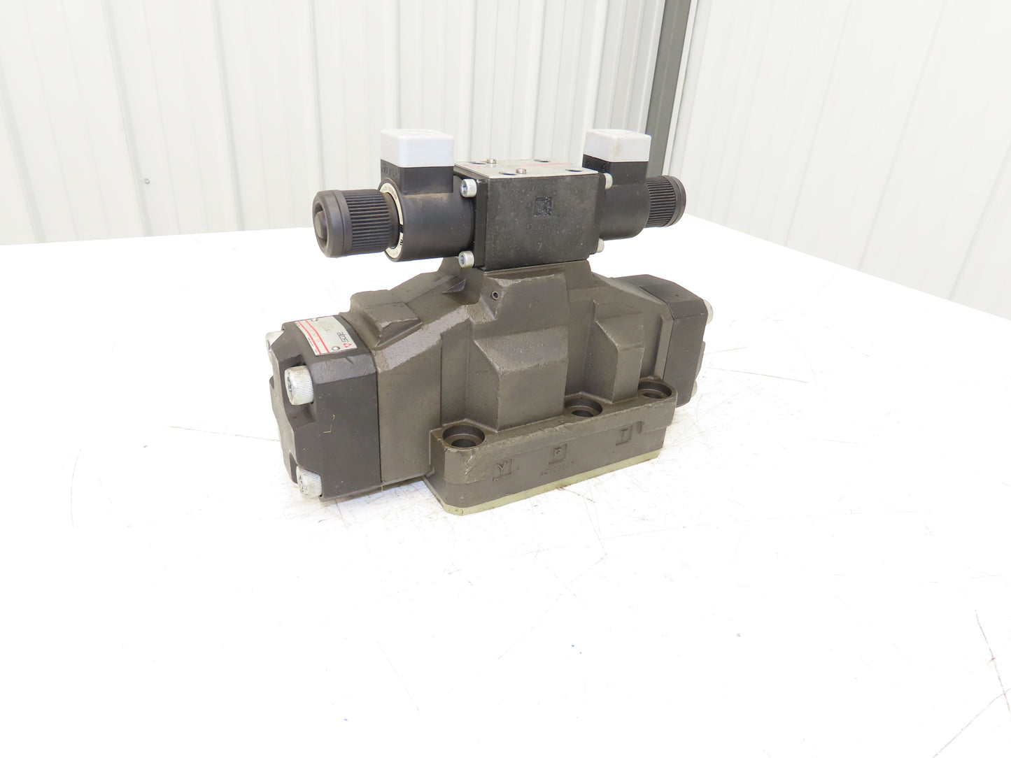 Atos DHPI-3751/2/DWP 55 Directional Control Solenoid Valve 120V 60Hz