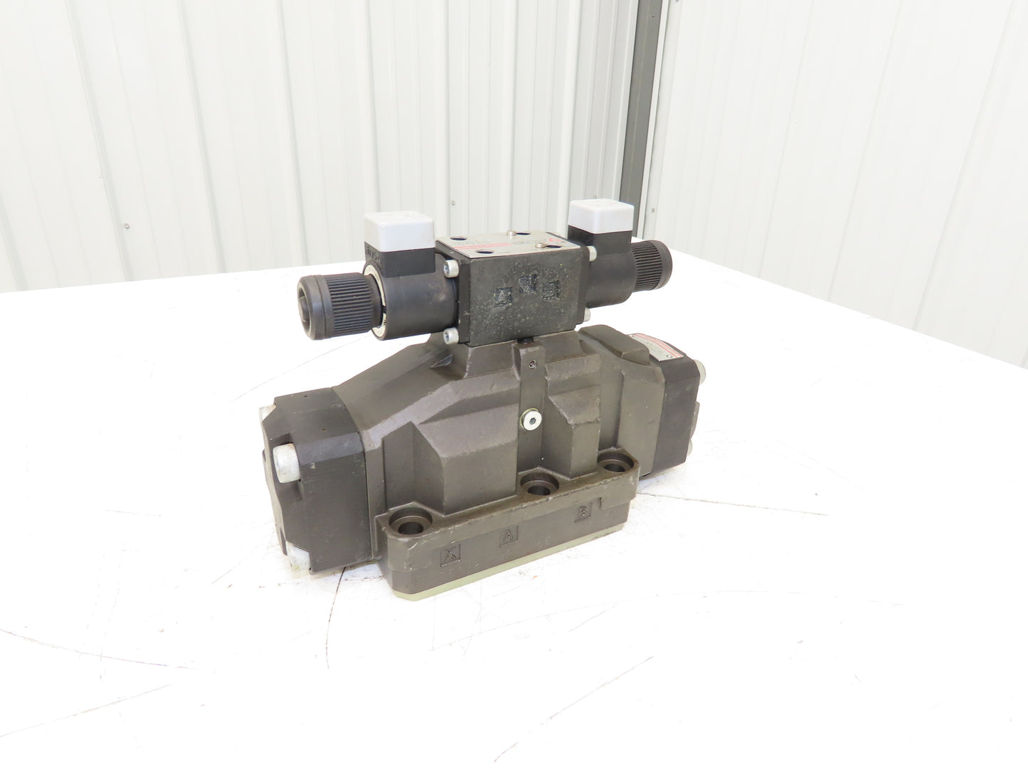 Atos DHPI-3751/2/DWP 55 Directional Control Solenoid Valve 120V 60Hz