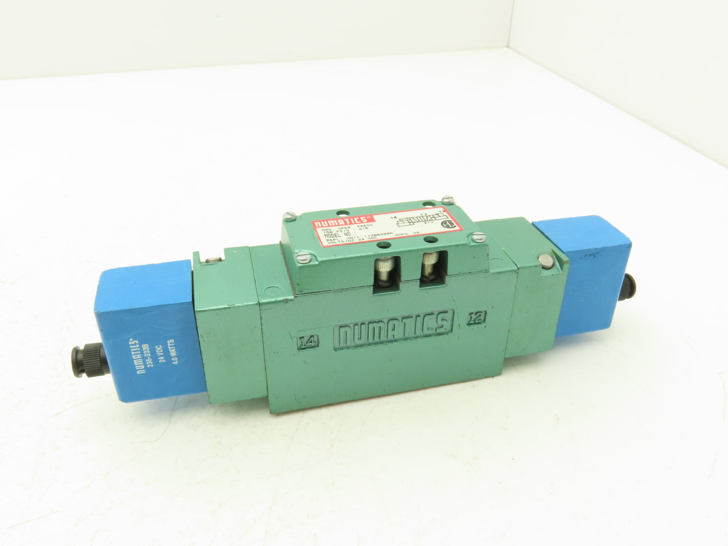 Numatics 112BB400M Pneumatic Double Solenoid Valve 24VDC 4 Watt 150 PSIG
