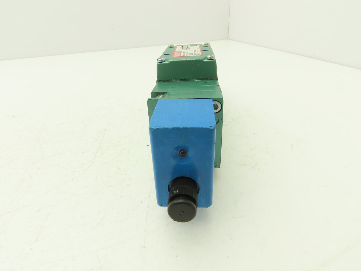 Numatics 112BB400M Pneumatic Double Solenoid Valve 24VDC 4 Watt 150 PSIG