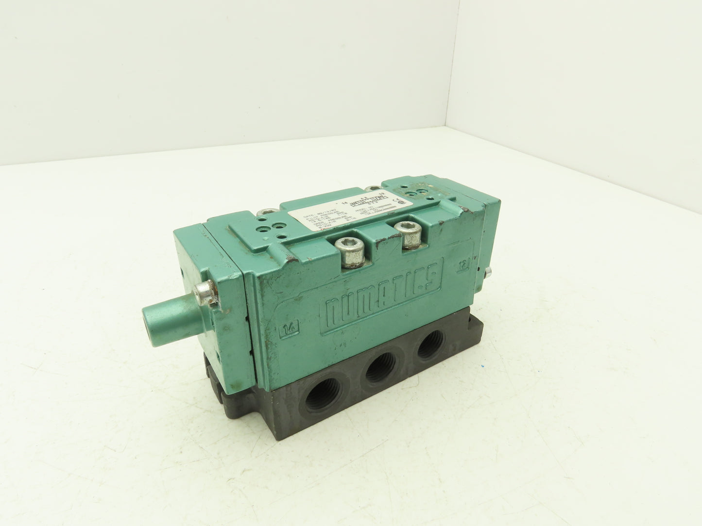 Numatics 134JJ641O000000 Pneumatic Valve Manifold 232 PSI Pilot 14.5-145 PSI