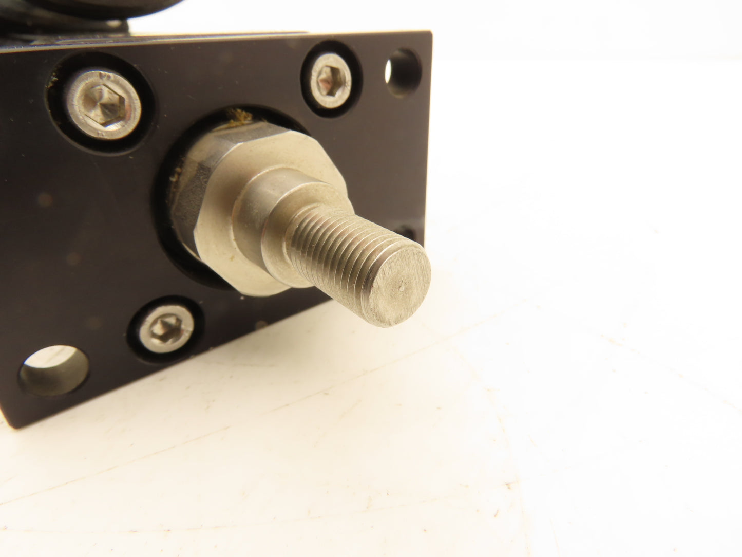 Industrial Devices NH315B4MF1MT1 Electric Cylinder Gear Driven 4" Stroke 160V