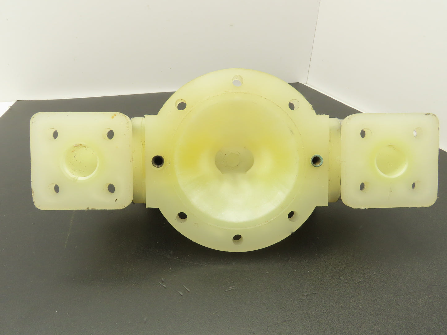Sandpiper 196-162-552 Outer Chamber Diaphragm Pump 5-5/8" OD 8 Hole 5-7/8" O/C