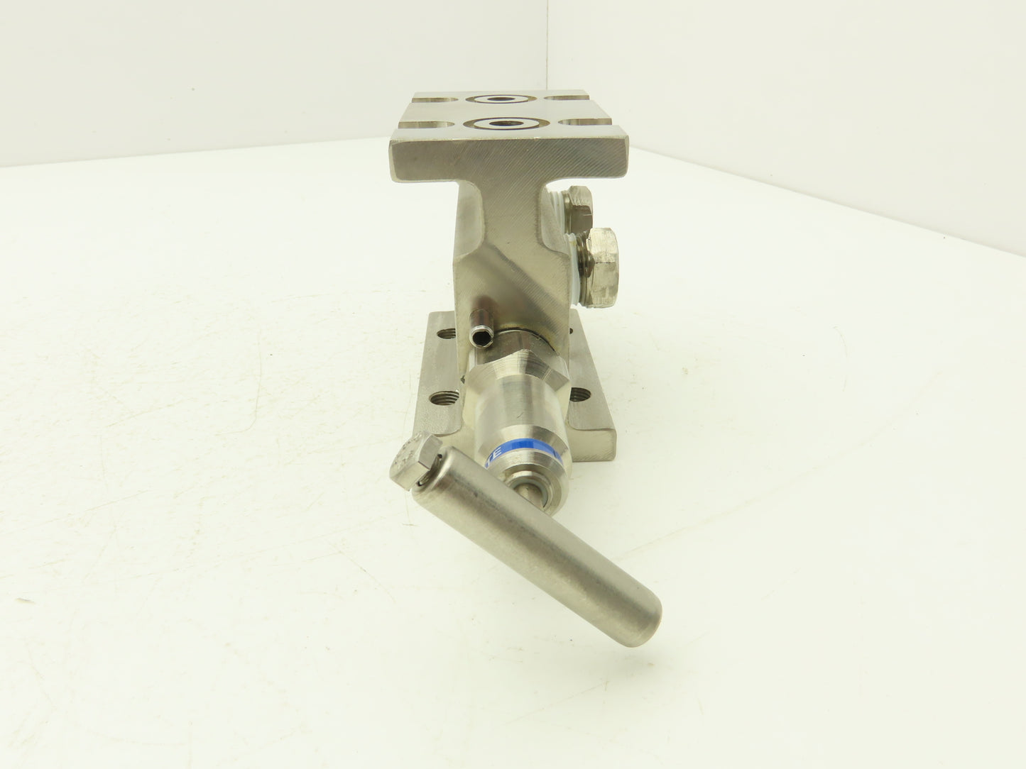 PGI M3-685SDT-W9 2 Valve Block Manifold Assy Straight Style 6000PSI Max 316SS