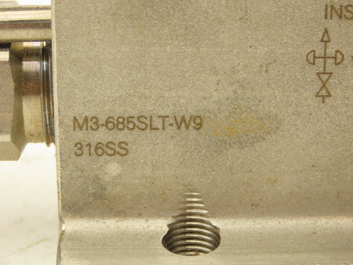 PGI M3-685SLT-W9 2 Valve Block Manifold Straight Style 1500PSI Max @200° 316SS