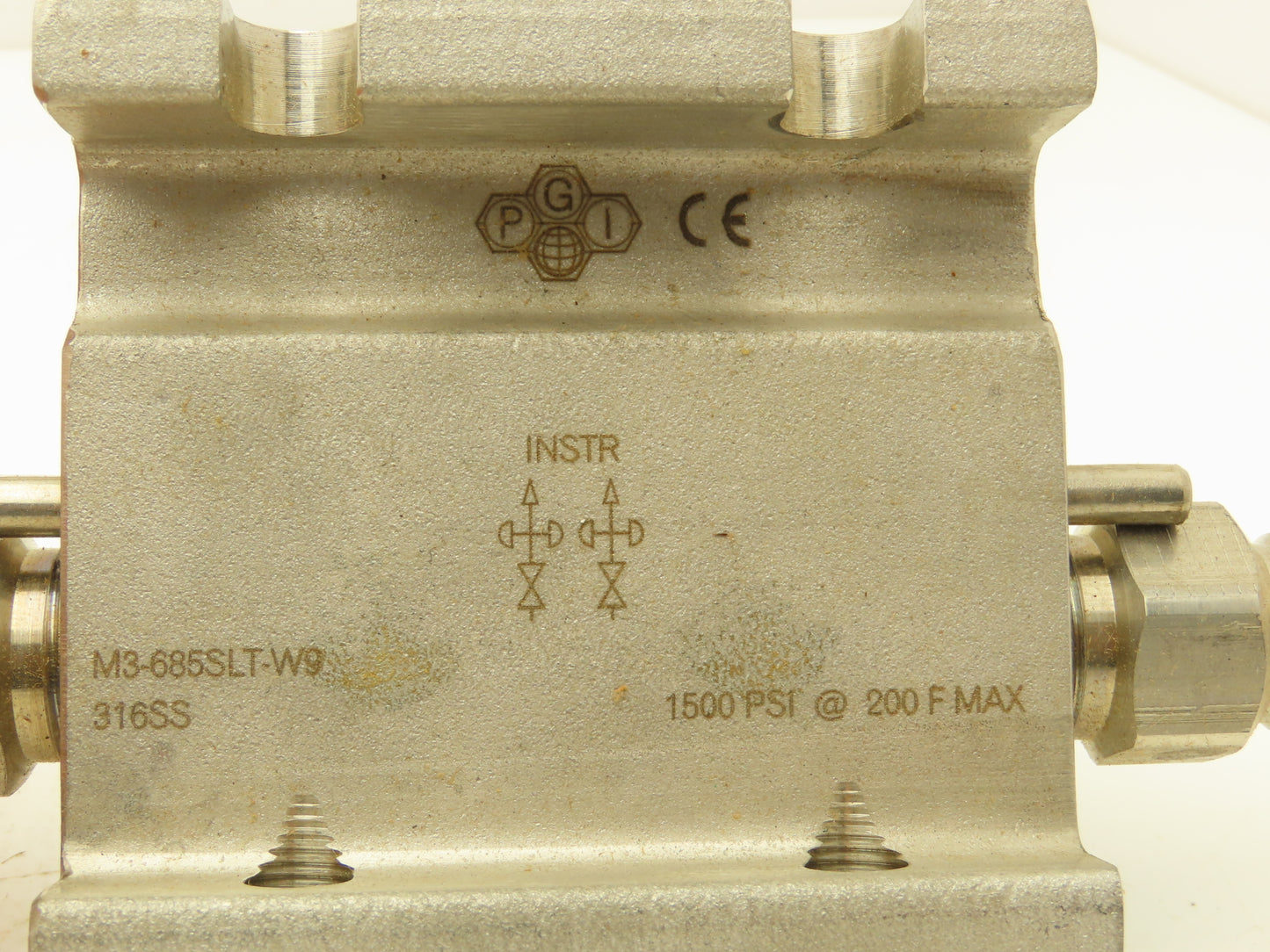 PGI M3-685SLT-W9 2 Valve Block Manifold Straight Style 1500PSI Max @200° 316SS