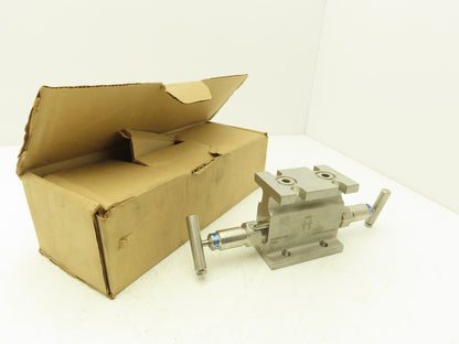 PGI M3-685SLT-W9 2 Valve Block Manifold Straight Style 1500PSI Max @200° 316SS