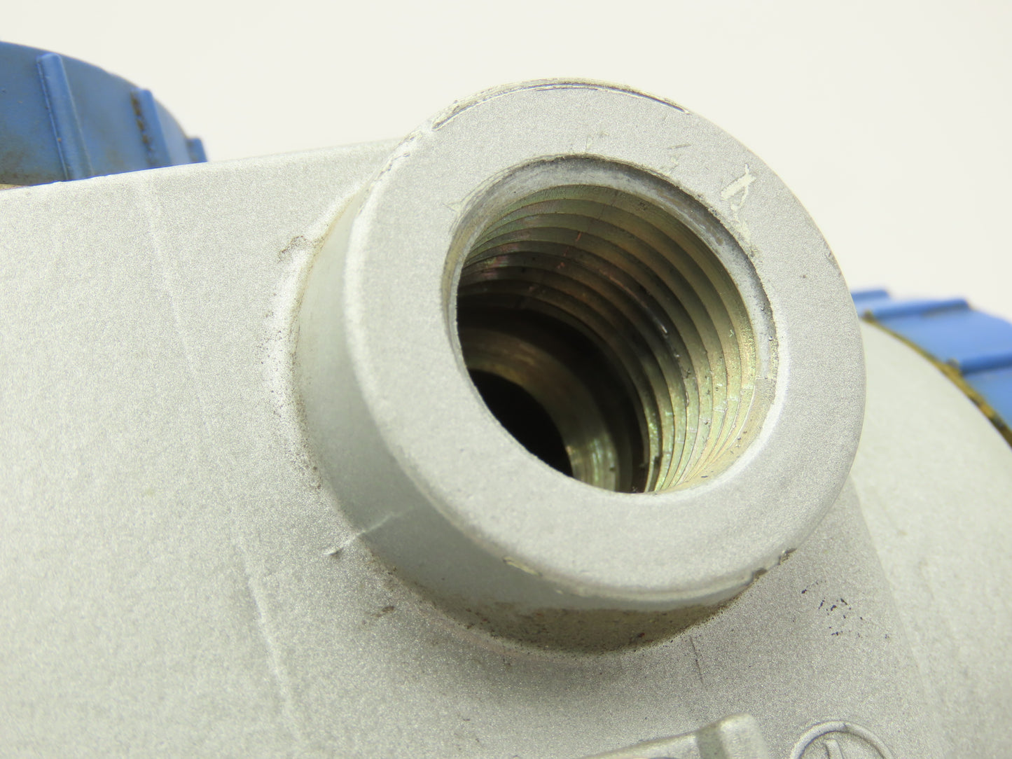 Barton Instruments FHCF-33V4-ADCYY-AA Pressure Transmitter -2-0-2 IN WC 11-45VDC