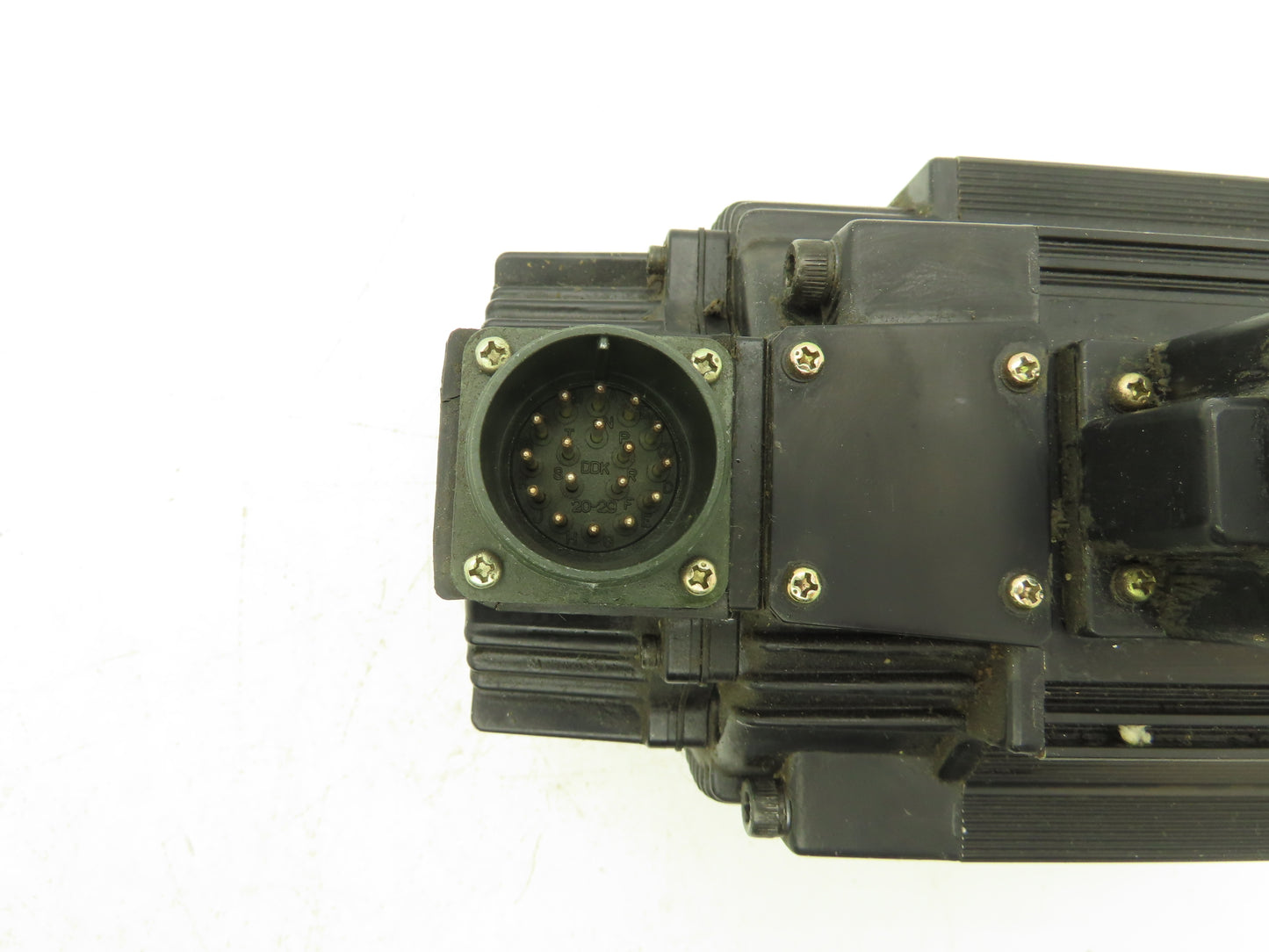 Yaskawa SGMG-13A2ABC AC Servo Motor 1300W 1500 RPM 200V UTOPH-81AWF