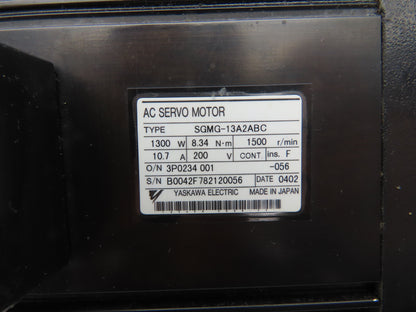 Yaskawa SGMG-13A2ABC AC Servo Motor 1300W 1500 RPM 200V UTOPH-81AWF