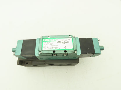 Numatics 135SS63BK Solenoid Pilot Valve W/Manifold 150PSIG 120VAC 50/60Hz