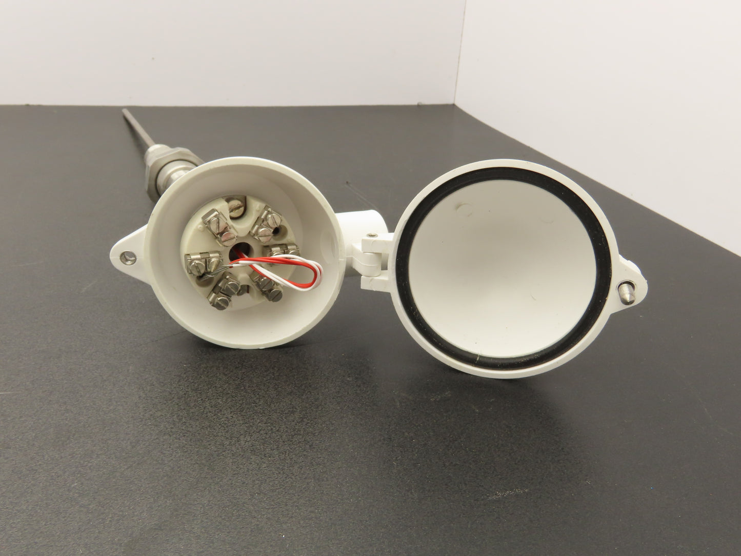 Rosemount 0068C21C30N095 0068C21C30N095 Temperature Sensor 68 Series 9" Probe