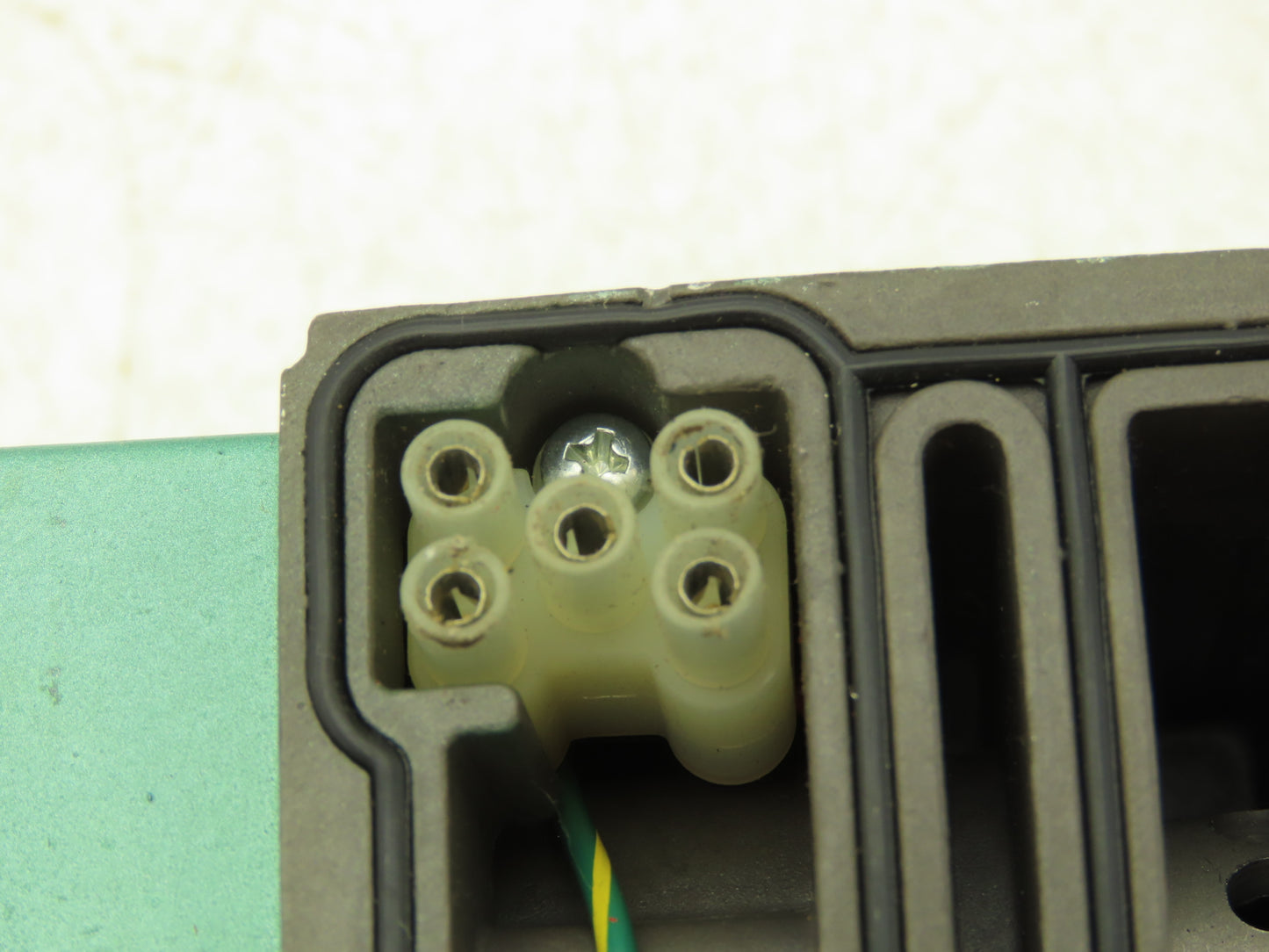 Numatics 134BB400KP14D30 Pneumatic Air Solenoid Valve 150PSI 110-120VAC