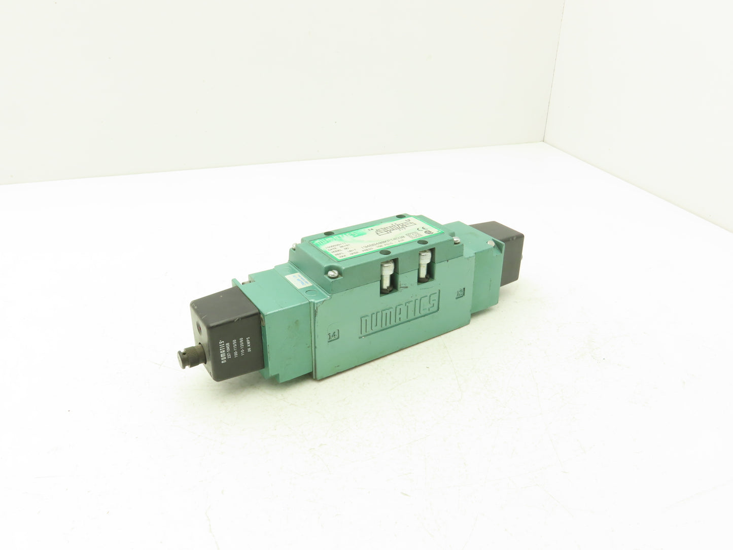 Numatics 134BB400KP14D30 Pneumatic Air Solenoid Valve 150PSI 110-120VAC