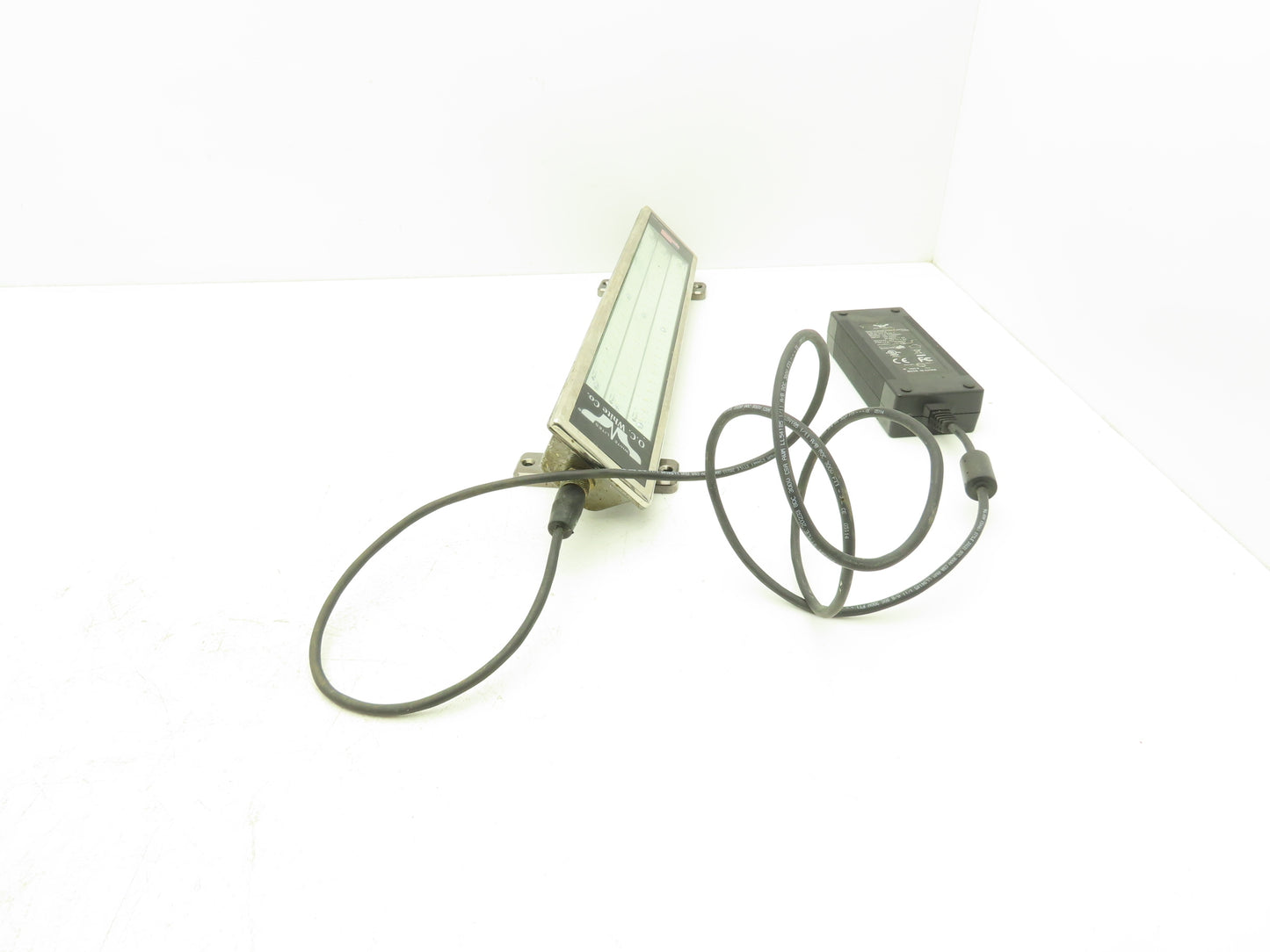 OC White LED-1936-24 Machine Bar Light 100-240VAC 1Ph 1.8A Sealed Magnet Mount