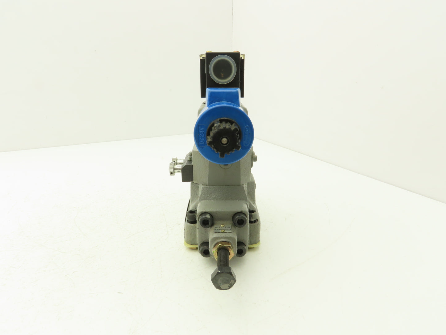 Toyooki Kogyo HLD3-CS2-G1-04A-LYD2 Hydraulic Solenoid Brake/Deceleration Valve