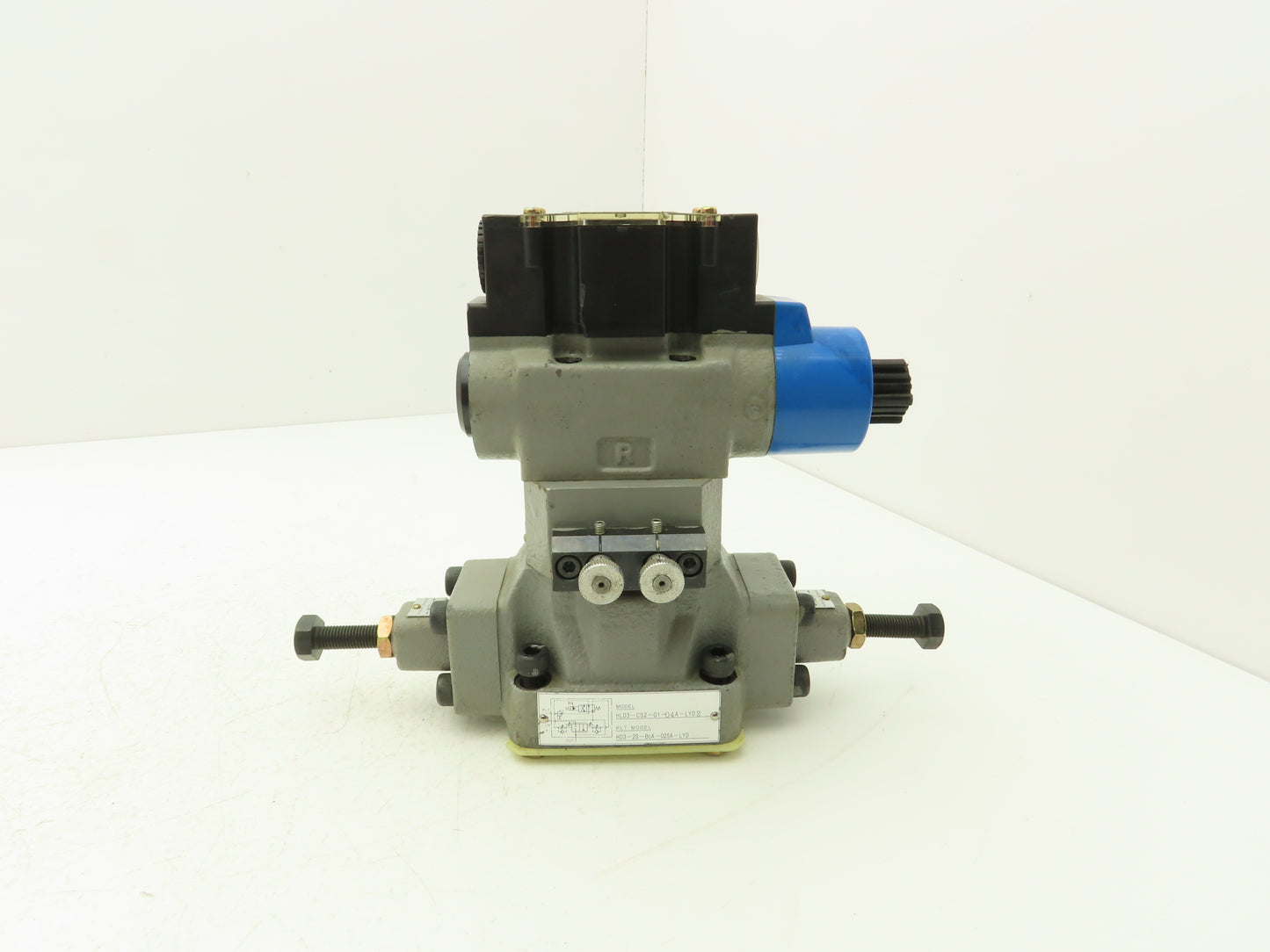 Toyooki Kogyo HLD3-CS2-G1-04A-LYD2 Hydraulic Solenoid Brake/Deceleration Valve
