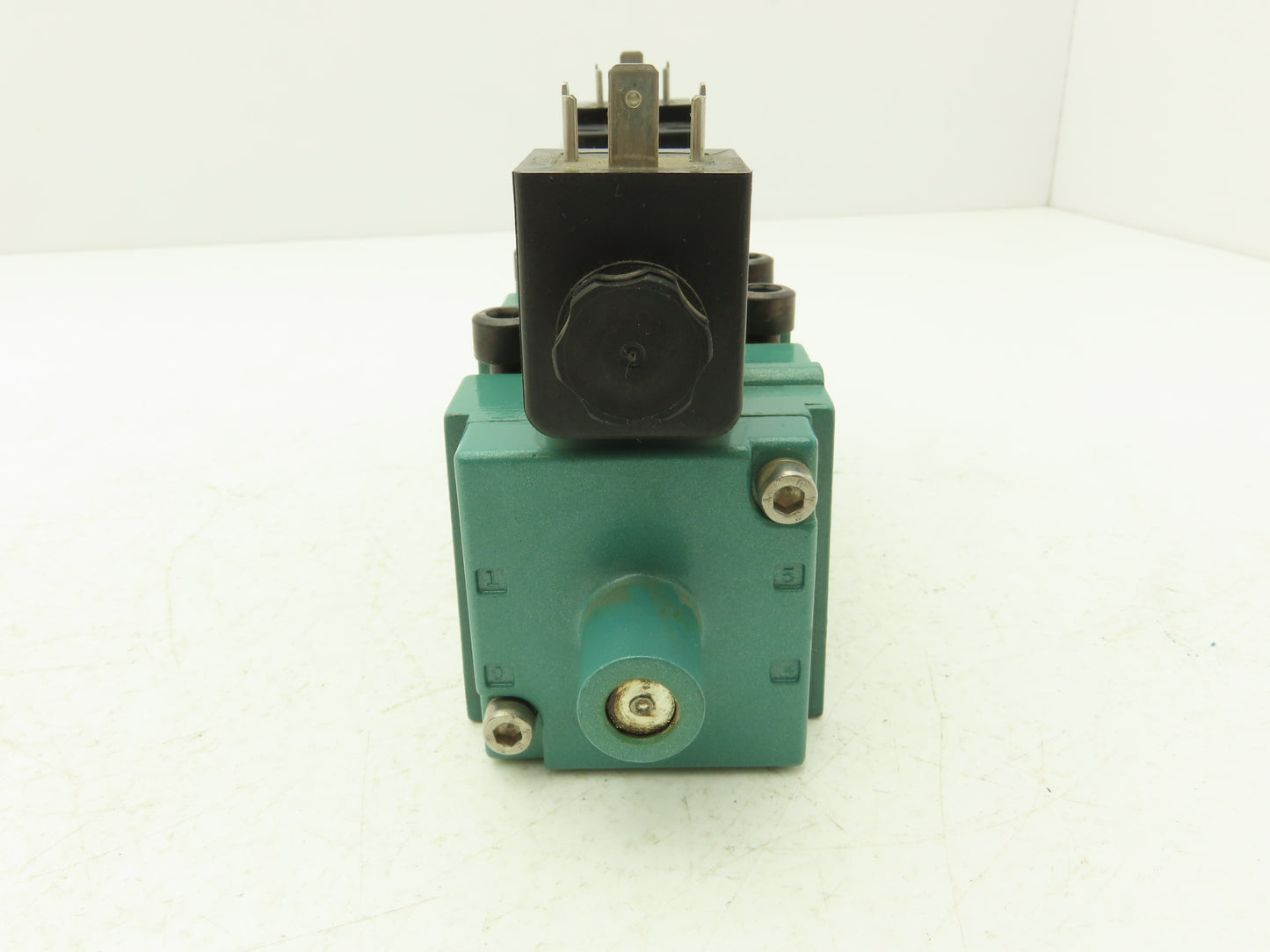 Numatics 134BB5004T12B61 Pneumatic Solenoid Valve 14.5-232 PSIG 24VDC