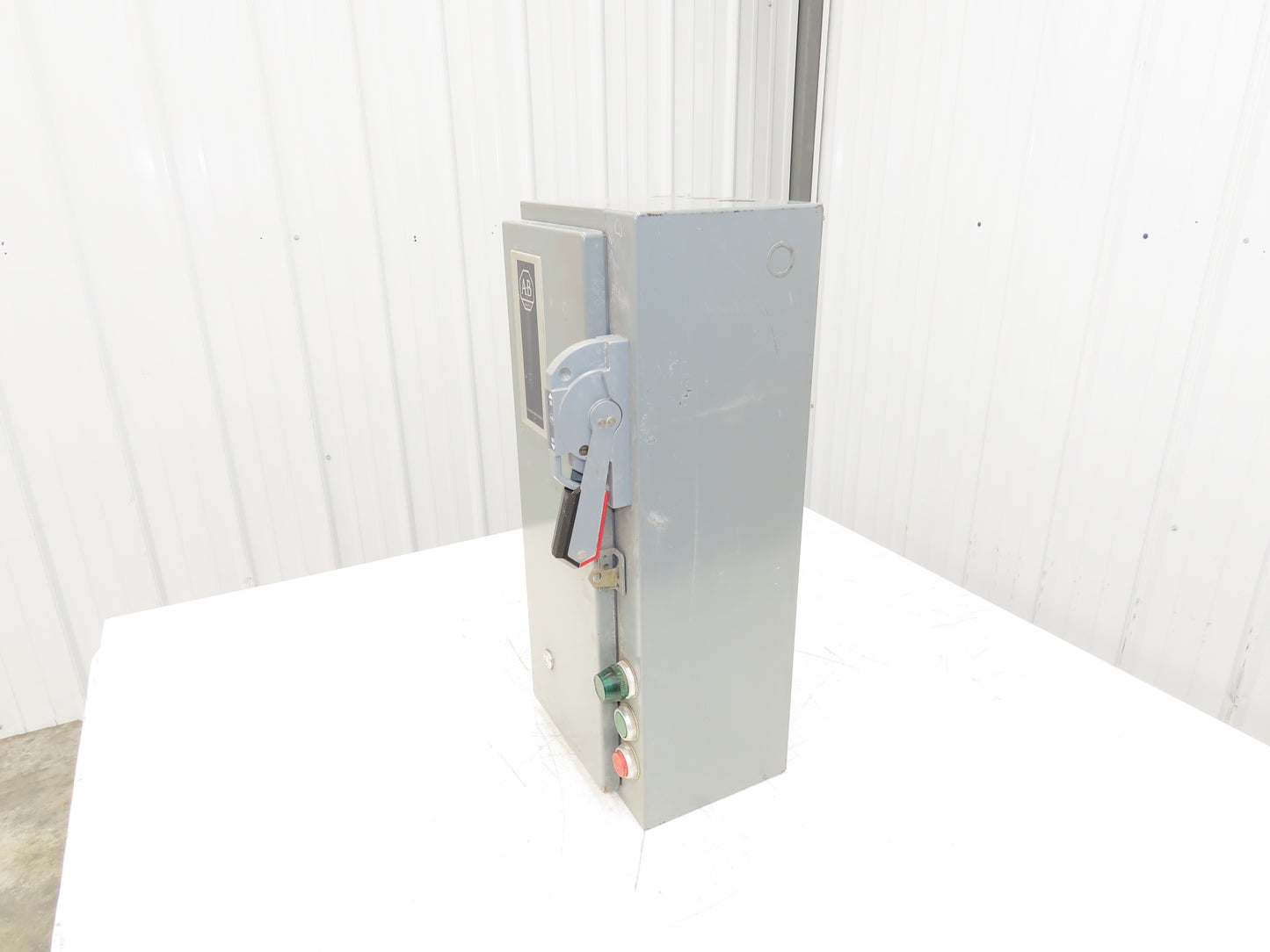 Allen Bradley 512-BACD-24 Combination Motor Starter Enclosure 509-B0D 10 Hp 120v