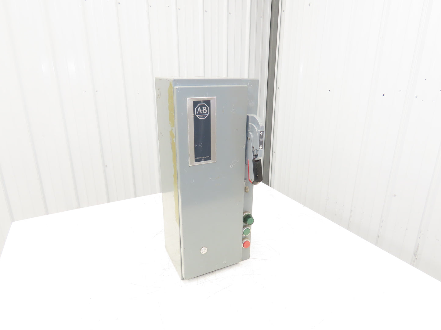 Allen Bradley 512-BACD-24 Combination Motor Starter Enclosure 509-B0D 10 Hp 120v