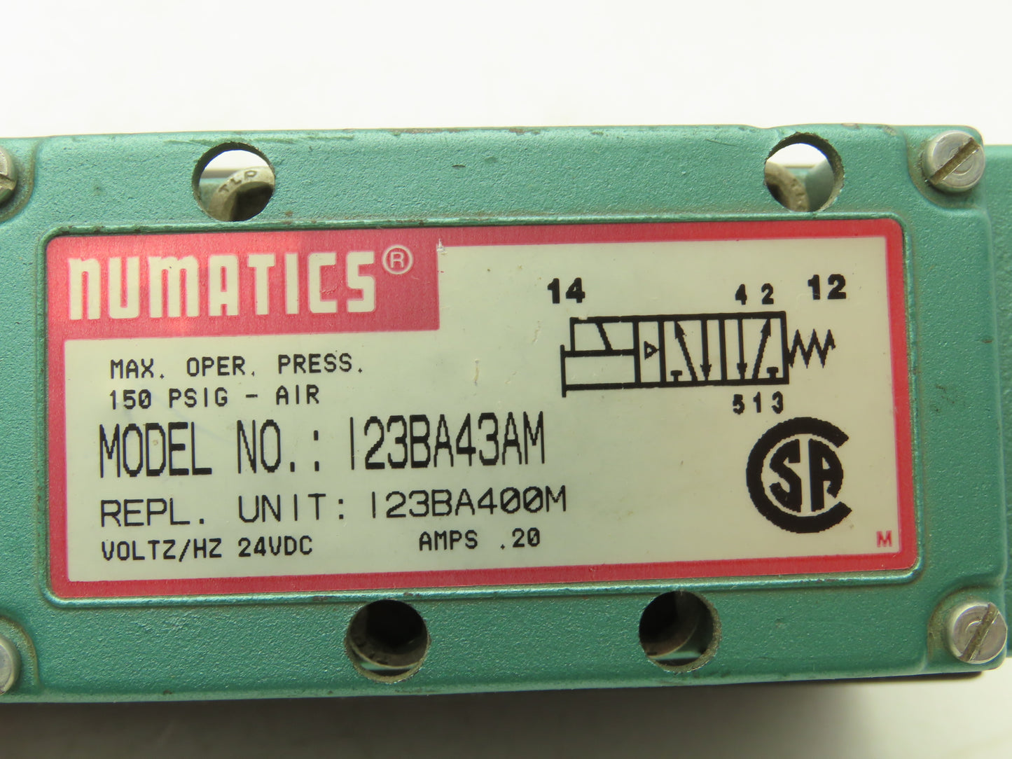 Numatics 123BA43AM Pneumatic Air Solenoid Valve 150PSI 24VDC W/Manifold Base