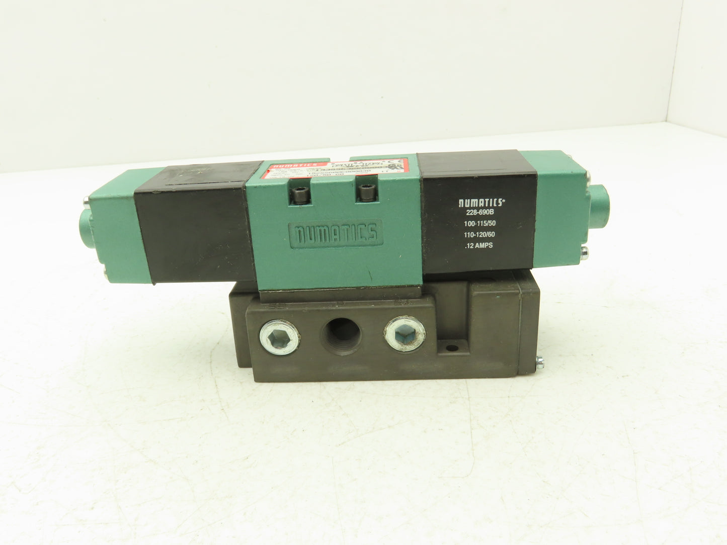 Numatics 153SS632K000030 Pneumatic Solenoid Valve 120VAC 50/60Hz Max 150 PSIG