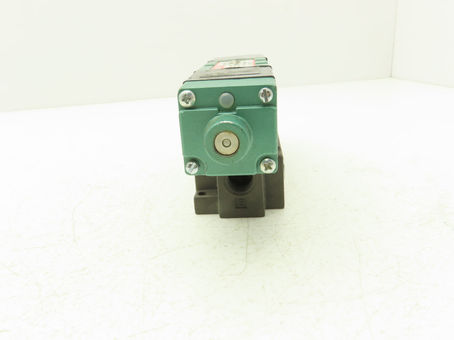 Numatics 153SS632K000030 Pneumatic Solenoid Valve 120VAC 50/60Hz Max 150 PSIG