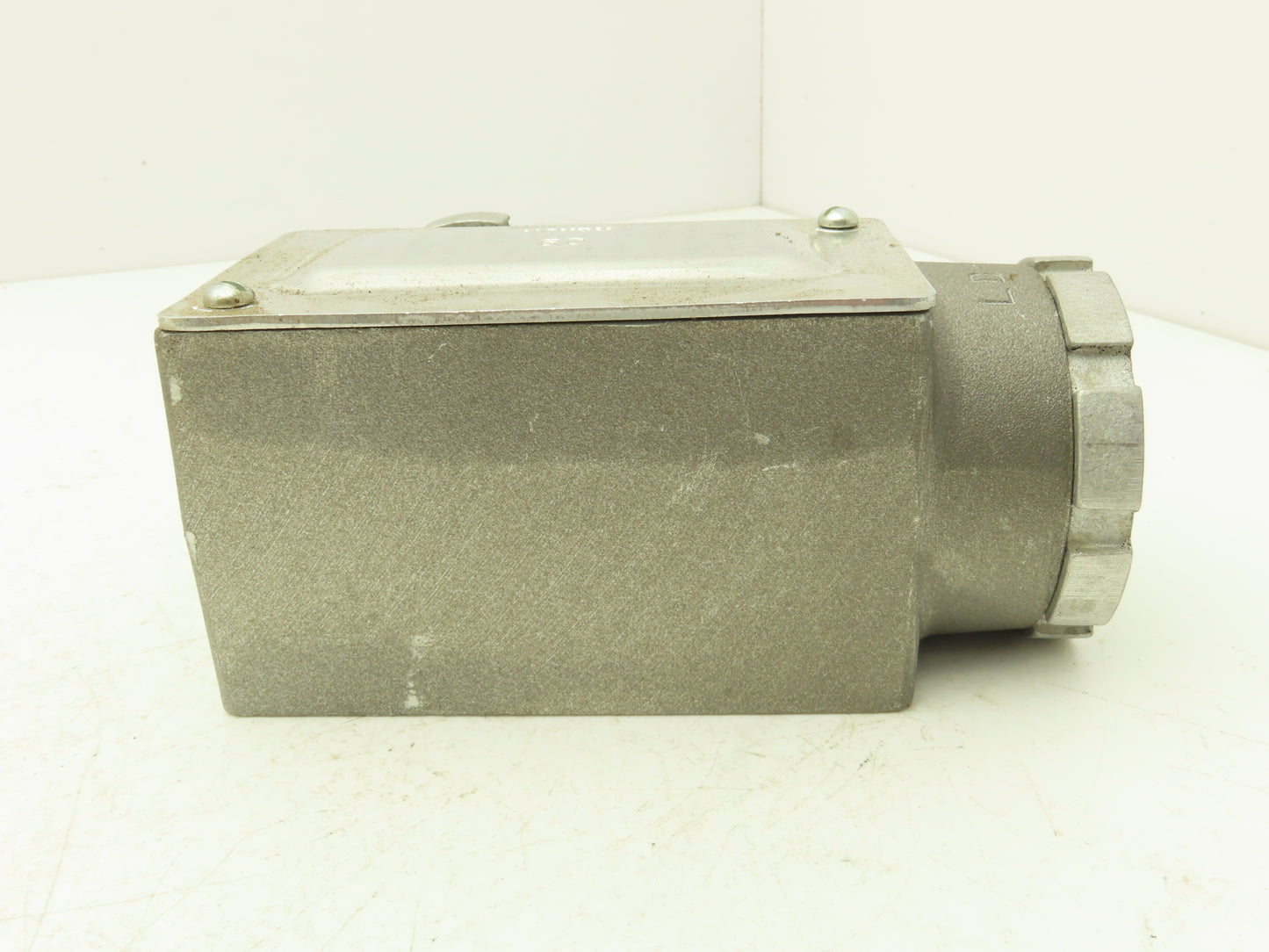 Kondu LD-6 Ridgid 1-1/2" Right Angle Conduit Outlet Box Lot of 4