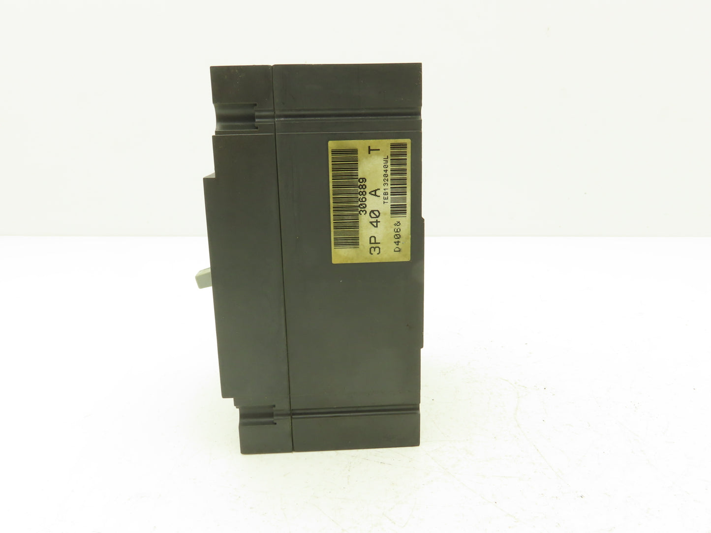General Electric TEB132040WL Circuit Breaker With Disconnect 240VAC 40A 3 Pole