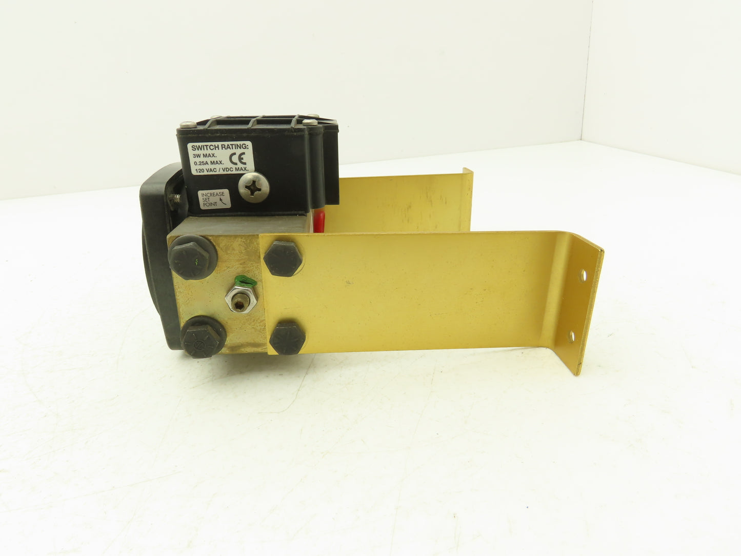 Midwest Instrument 141BA-00-W Diaphragm Type Differential Pressure Gauge Brass