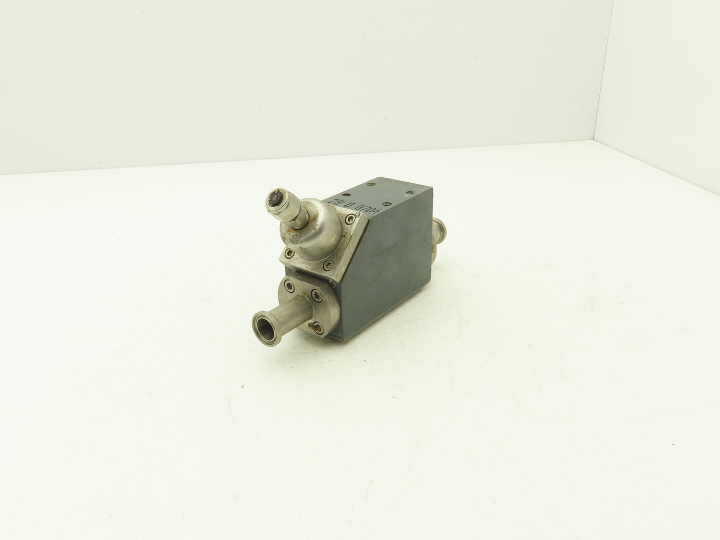 NA 29 D 8704 Laser Static Charge Block Stainless Tubes