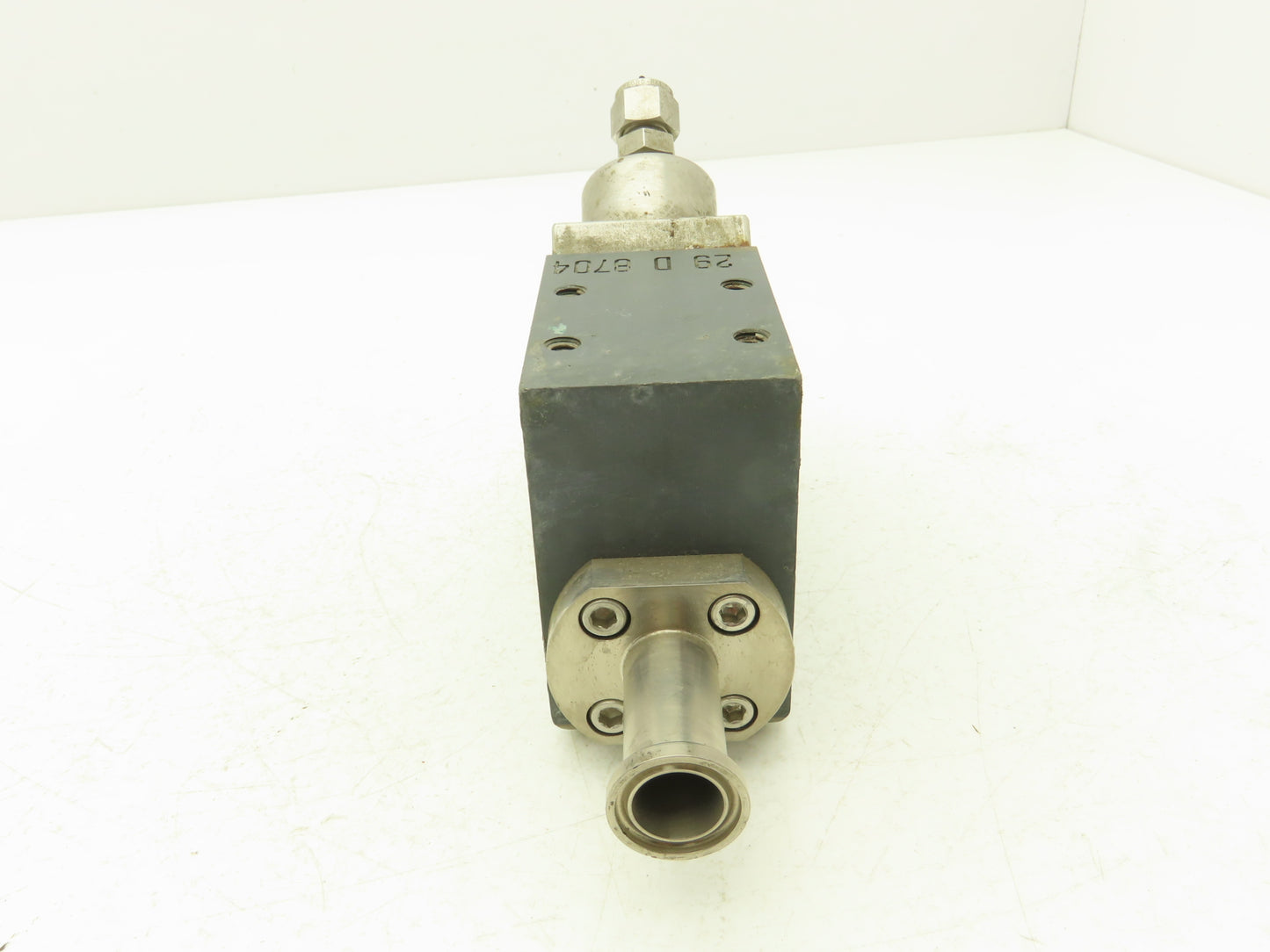 NA 29 D 8704 Laser Static Charge Block Stainless Tubes