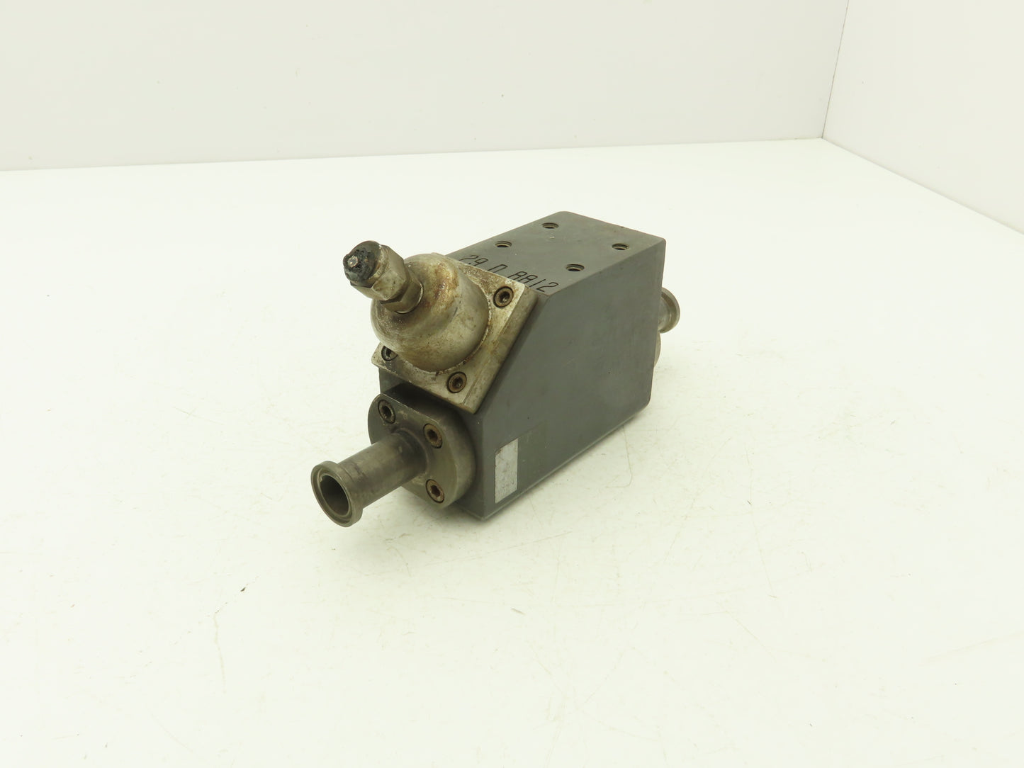 NA 29 D 8812 Laser Static Charge Block Stainless Tubes