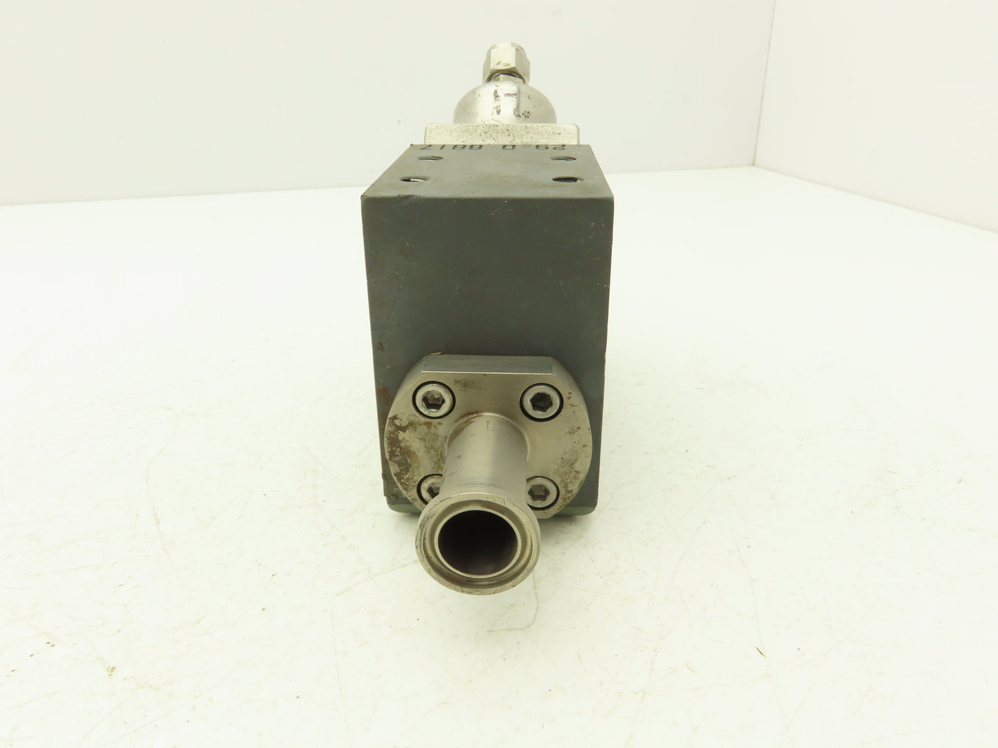 NA 29 D 8817 Laser Static Charge Block Stainless Tubes