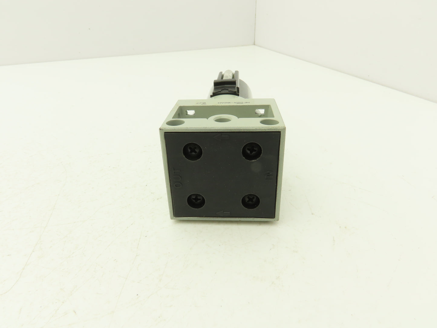 Numatics F22A-02AM Pneumatic Air Filter 40 Micron Sight Glass 200PSI Max 1/4"NPT