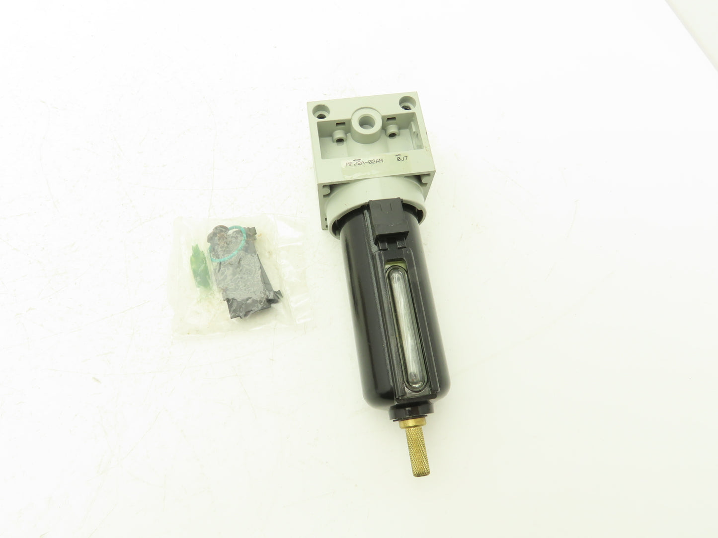 Numatics F22A-02AM Pneumatic Air Filter 40 Micron Sight Glass 200PSI Max 1/4"NPT