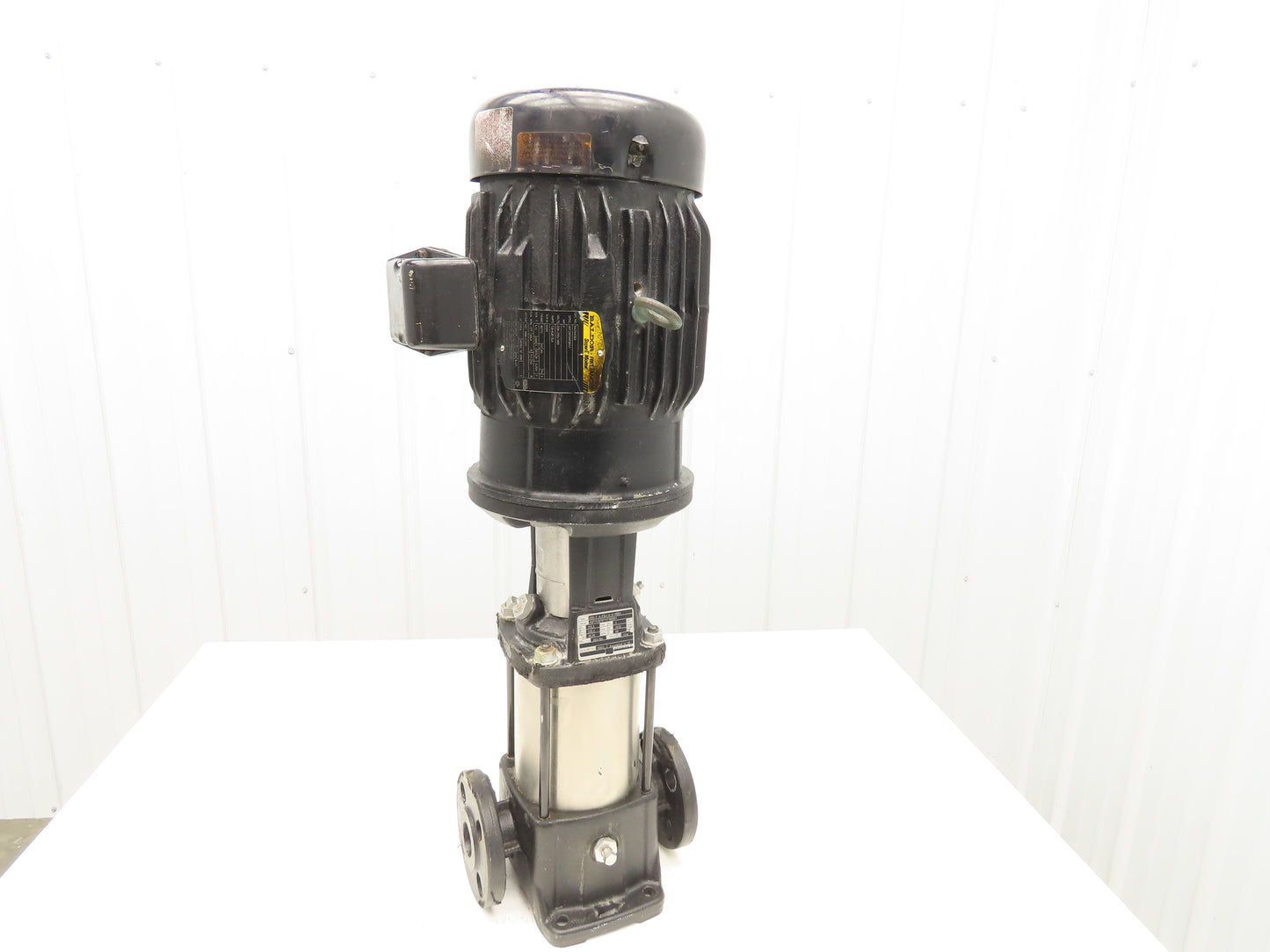 Grundfos CR5-7 A-FGJ-A-V-HQQV Inline Centrifugal Pump 1-3/8" Flanged 230/460V