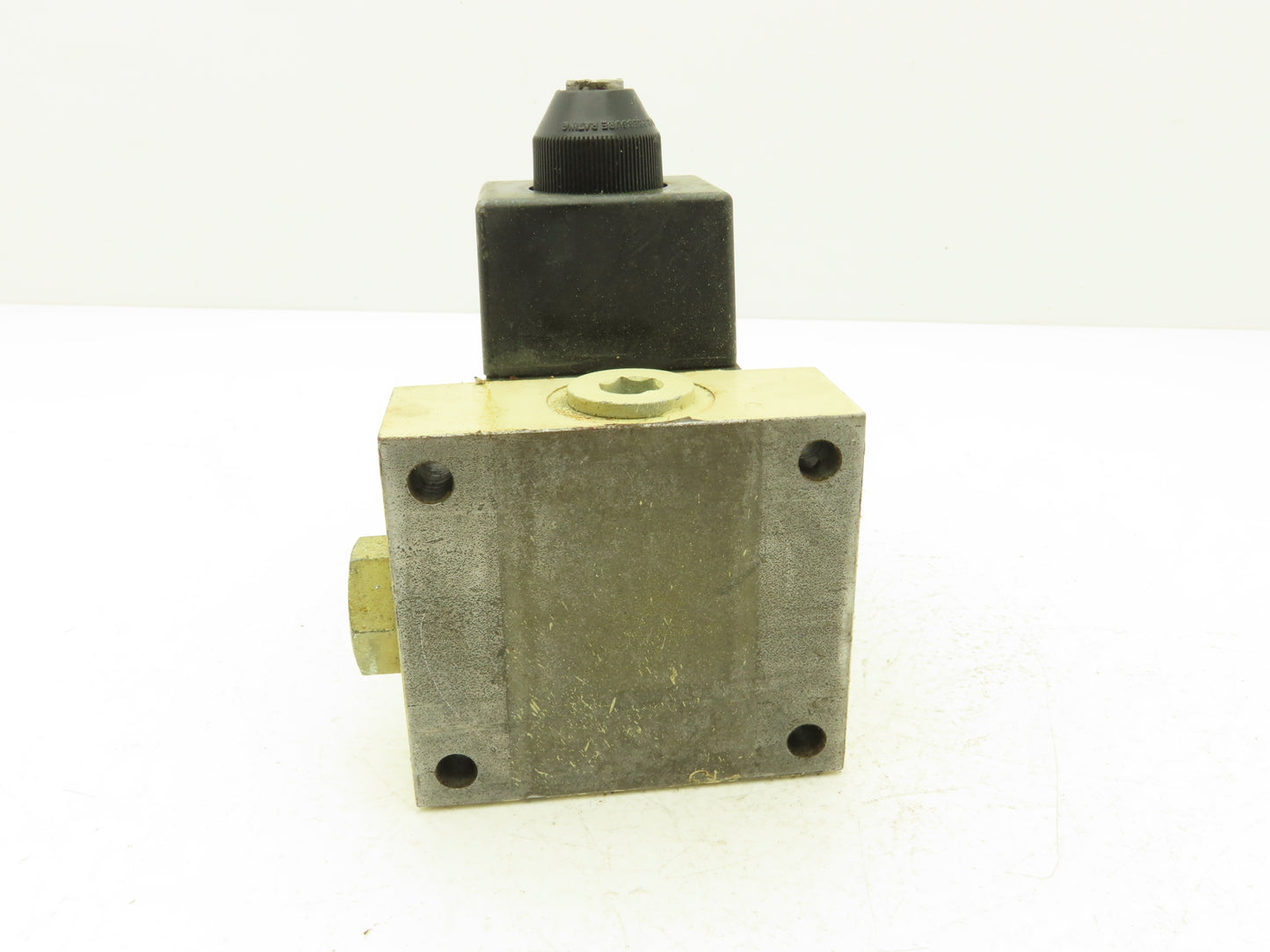 Vickers PA5DG4S4LW 010B B6OLH Hydraulic Directional Control Solenoid Valve 120V